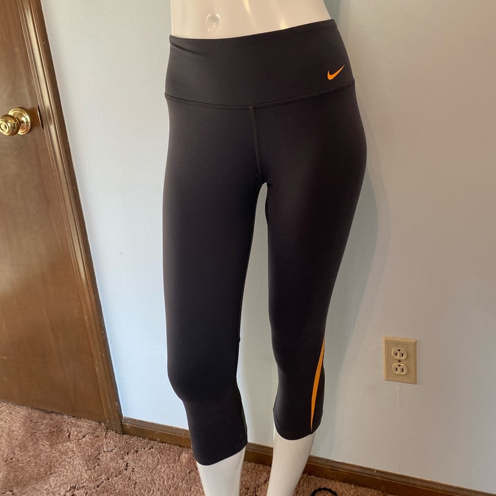 Nike Dri-FIT mesh paneled leggings